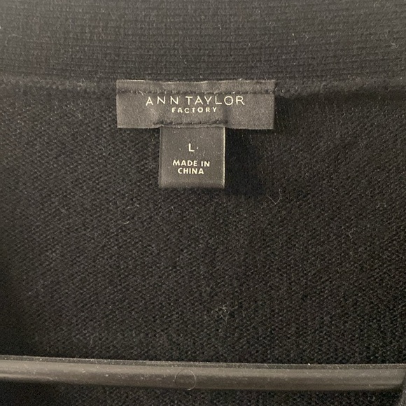 Ann Taylor embellished cardigan - Picture 3 of 3